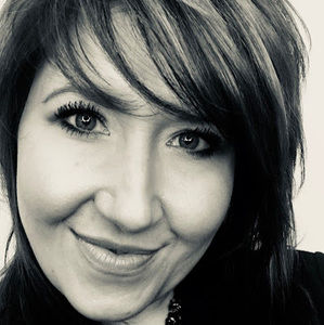 Meet your Posher, Carly d